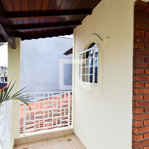 Casa à venda com 184m², 4 quartos e 2 vagasVaranda da Suíte 2