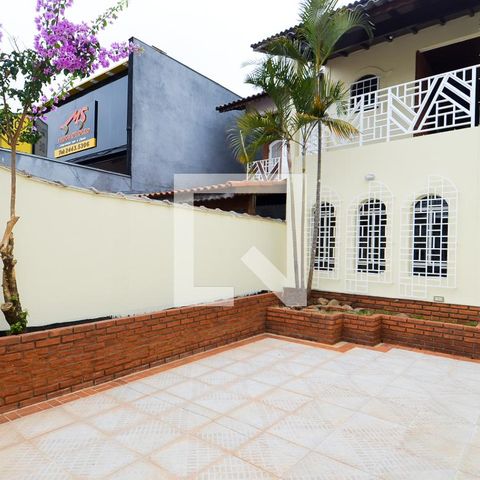 Casa à venda com 184m², 4 quartos e 2 vagasGaragem