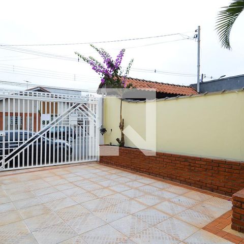 Casa à venda com 184m², 4 quartos e 2 vagasGaragem
