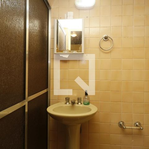 Casa à venda com 140m², 4 quartos e 2 vagasBanheiro da Suíte 4