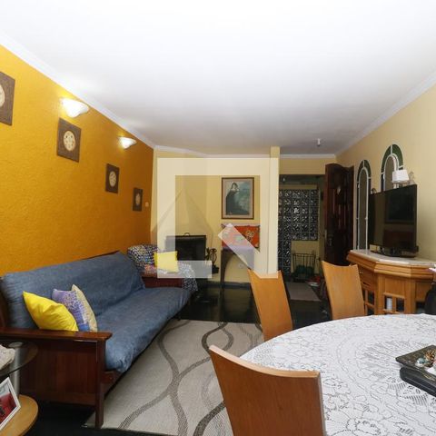 Casa à venda com 140m², 4 quartos e 2 vagasSala