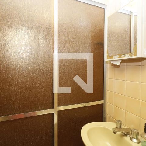 Casa à venda com 140m², 4 quartos e 2 vagasBanheiro da Suíte 4