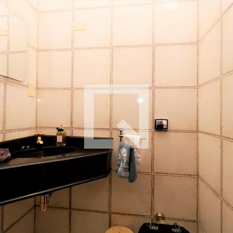 Casa à venda com 140m², 4 quartos e 2 vagasBanheiro
