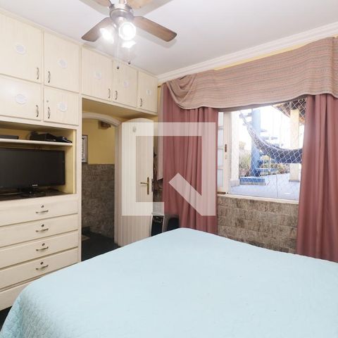Casa à venda com 140m², 4 quartos e 2 vagasQuarto 1 - Suíte