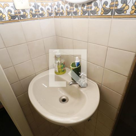 Casa à venda com 140m², 4 quartos e 2 vagasBanheiro da Suíte 2