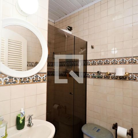 Casa à venda com 140m², 4 quartos e 2 vagasBanheiro da Suíte 2