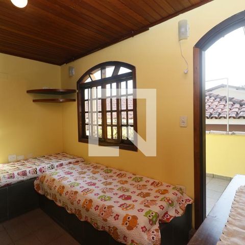 Casa à venda com 140m², 4 quartos e 2 vagasQuarto 3 - Suíte