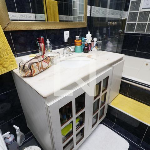 Casa à venda com 140m², 4 quartos e 2 vagasBanheiro da Suíte 1