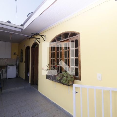 Casa à venda com 140m², 4 quartos e 2 vagasTerraço