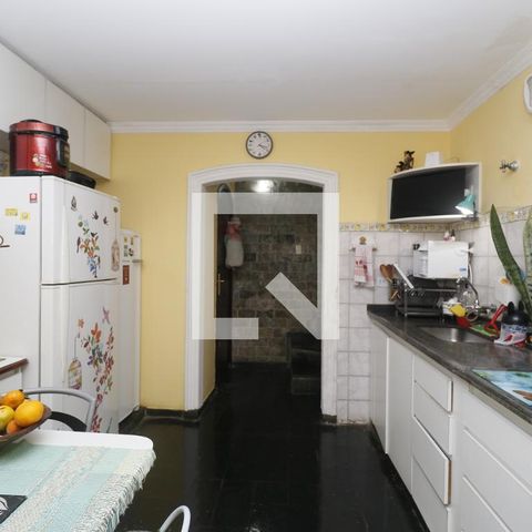 Casa à venda com 140m², 4 quartos e 2 vagasCozinha