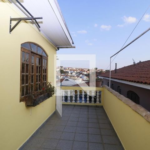 Casa à venda com 140m², 4 quartos e 2 vagasTerraço