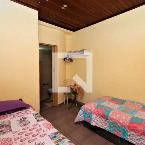 Casa à venda com 140m², 4 quartos e 2 vagasQuarto 4 - Suíte