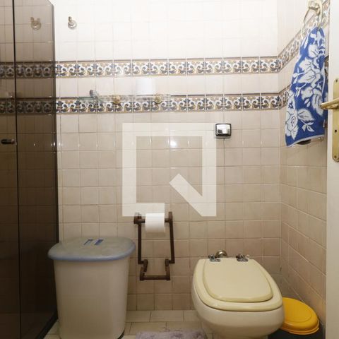 Casa à venda com 140m², 4 quartos e 2 vagasBanheiro da Suíte 2