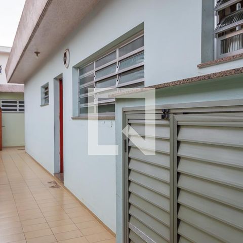 Casa para alugar com 163m², 3 quartos e 2 vagasCorredor