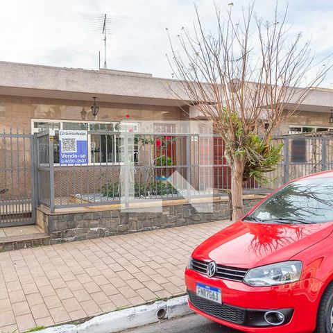 Casa para alugar com 163m², 3 quartos e 2 vagasFachada