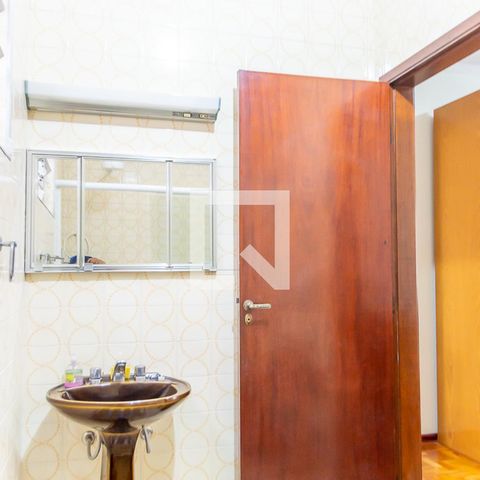 Casa para alugar com 163m², 3 quartos e 2 vagasBanheiro da Suíte 2