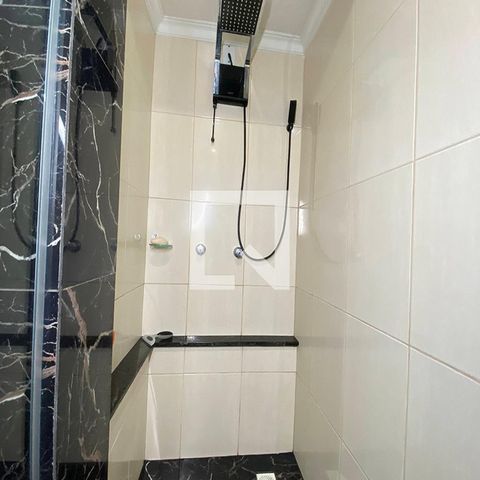 Apartamento à venda com 235m², 3 quartos e 1 vagaBanheiro 2
