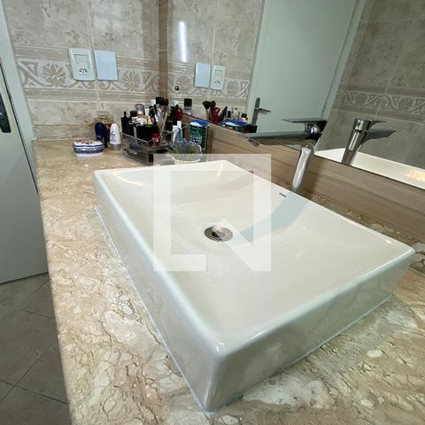 Apartamento à venda com 235m², 3 quartos e 1 vagaBanheiro 3