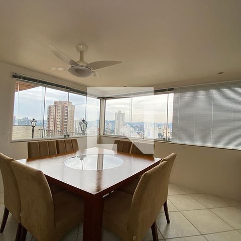 Apartamento à venda com 235m², 3 quartos e 1 vagaSala de Jantar