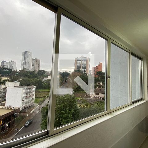 Apartamento à venda com 235m², 3 quartos e 1 vagaÁrea de Serviço