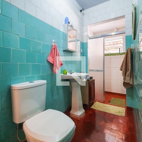 Casa à venda com 150m², 2 quartos e sem vagaBanheiro