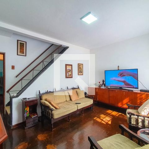 Casa à venda com 150m², 2 quartos e sem vagaSala