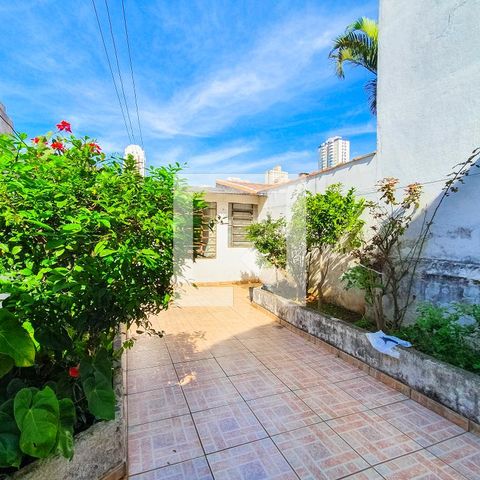 Casa à venda com 150m², 2 quartos e sem vagaQuintal