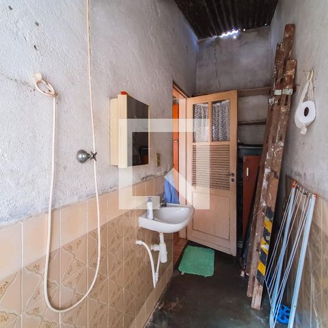 Casa à venda com 150m², 2 quartos e sem vagaBanheiro de Serviço