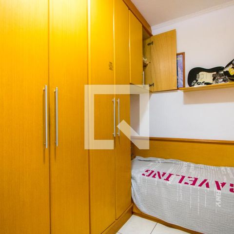 Casa à venda com 191m², 2 quartos e 2 vagas Casa à venda com 191m², 2 quartos e 2 vagasQuarto 2