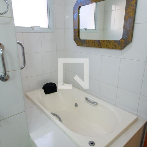 Apartamento para alugar com 166m², 3 quartos e 2 vagasBanheiro Corredor