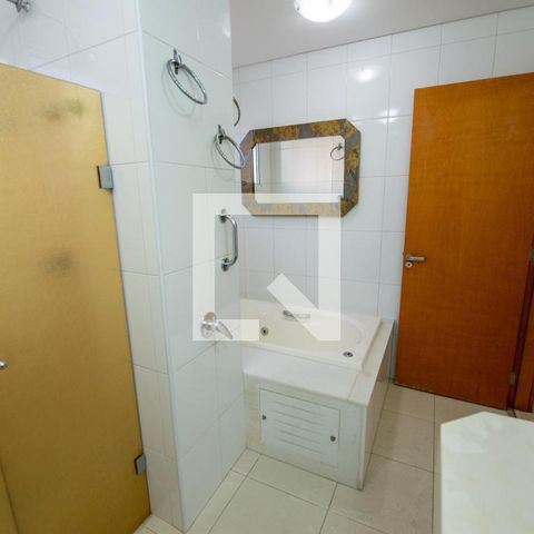 Apartamento para alugar com 166m², 3 quartos e 2 vagasBanheiro Corredor