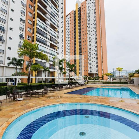 Apartamento para alugar com 166m², 3 quartos e 2 vagasÁrea comum - Piscina