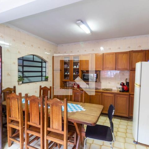 Casa à venda com 120m², 3 quartos e 2 vagasCozinha