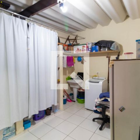 Casa à venda com 120m², 3 quartos e 2 vagasÁrea de serviço