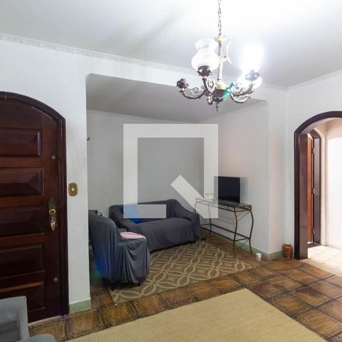 Casa à venda com 120m², 3 quartos e 2 vagasSala