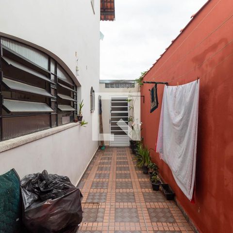 Casa à venda com 120m², 3 quartos e 2 vagasÁrea externa