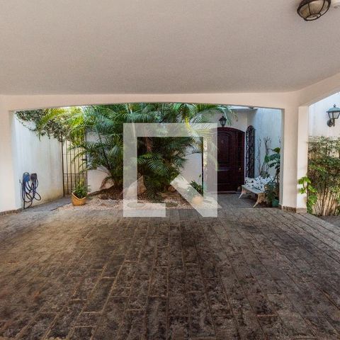 Casa à venda com 311m², 4 quartos e 4 vagasGaragem 
