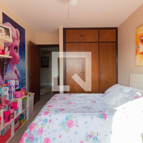 Casa à venda com 311m², 4 quartos e 4 vagasQuarto 2 