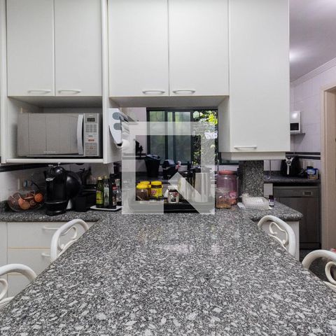 Casa à venda com 311m², 4 quartos e 4 vagasCozinha