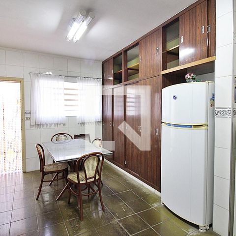 Casa para alugar com 171m², 2 quartos e 3 vagasCozinha