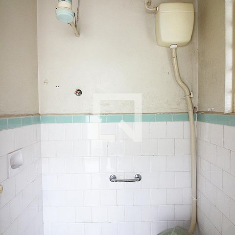 Casa para alugar com 171m², 2 quartos e 3 vagasBanheiro de Serviço