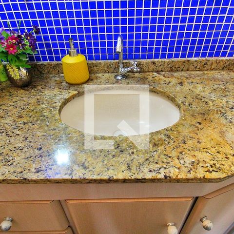 Apartamento à venda com 86m², 3 quartos e 2 vagasBanheiro