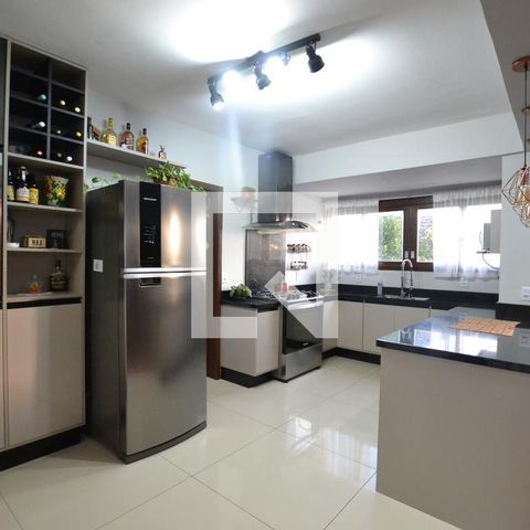 Apartamento à venda com 101m², 2 quartos e 1 vagaCozinha