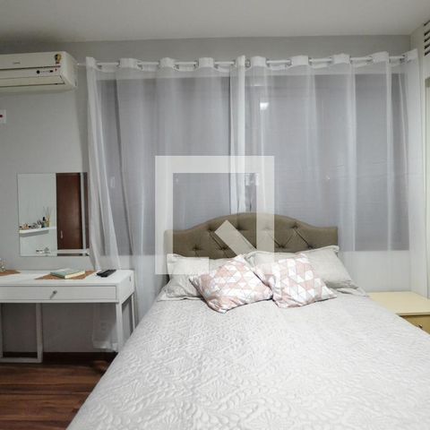 Apartamento à venda com 101m², 2 quartos e 1 vagaSuíte com closet