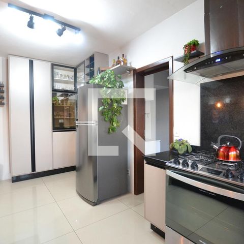 Apartamento à venda com 101m², 2 quartos e 1 vagaCozinha