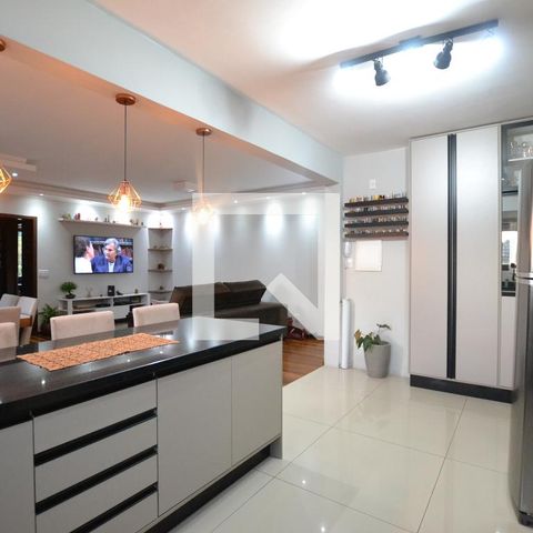 Apartamento à venda com 101m², 2 quartos e 1 vagaCozinha