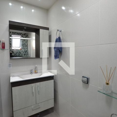 Apartamento à venda com 101m², 2 quartos e 1 vagaBanheiro da Suíte