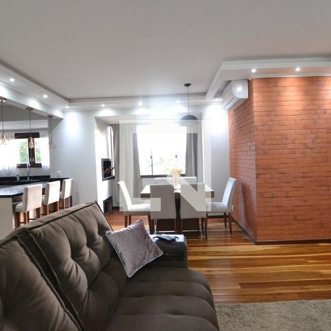 Apartamento à venda com 101m², 2 quartos e 1 vagaSala
