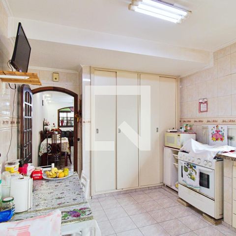 Casa à venda com 210m², 3 quartos e 2 vagasCozinha