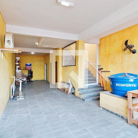 Casa à venda com 210m², 3 quartos e 2 vagasSalão de Festas